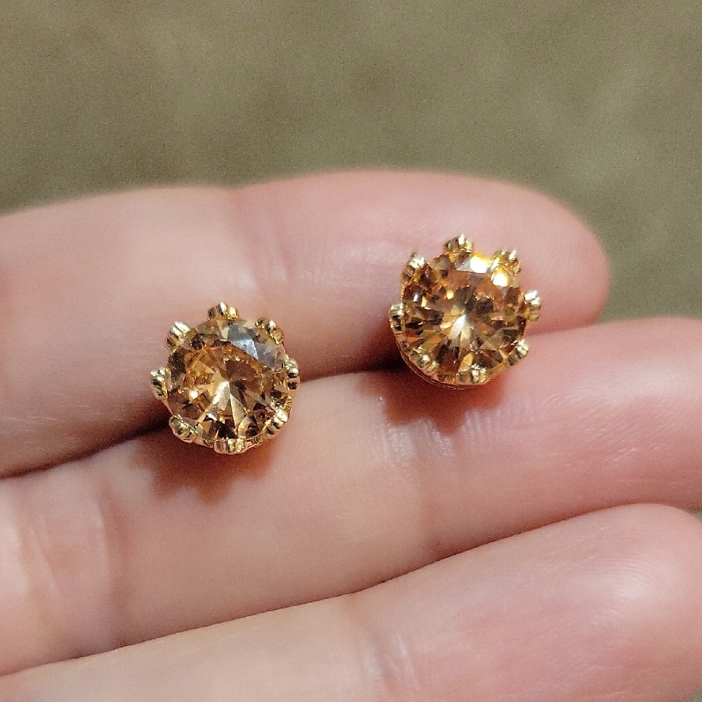 Champane Gold Earring